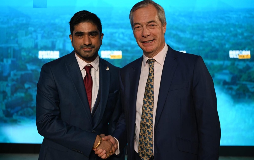 Renowned solo musician Charles Antony who sings in 18 languages to perform in UK and US