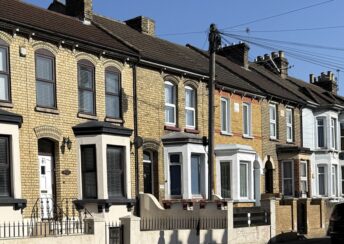 Middle East Conflict: Lenders Raise Mortgage Rates in UK